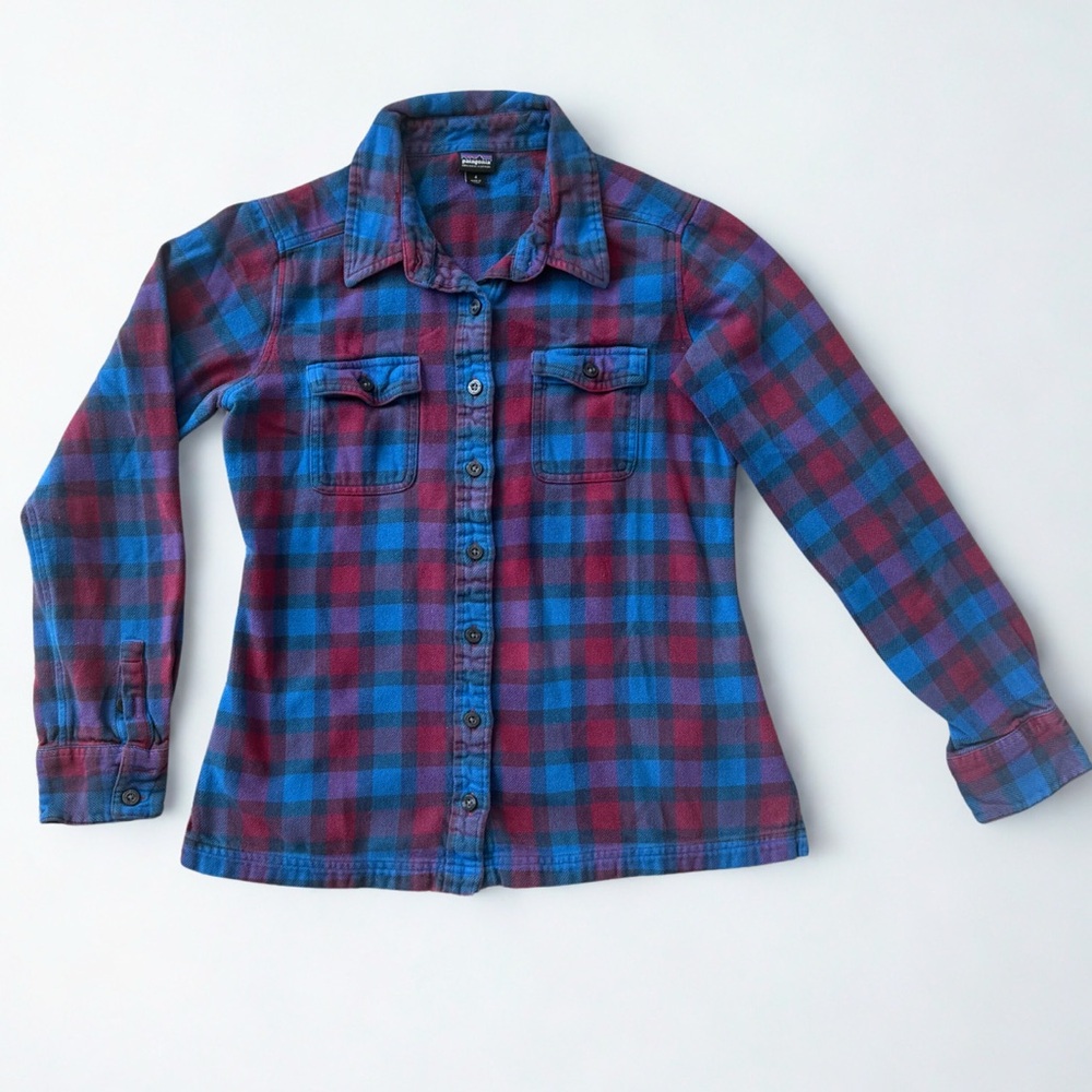 Patagonia Flannel - Blue / Burgundy Women’s Plaid Button Down